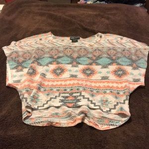 Aztec print crop top xs